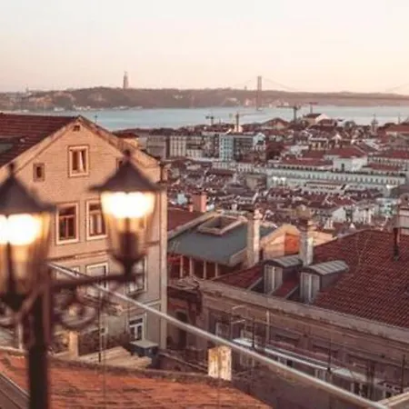 The Rooftop 4* Lisbon