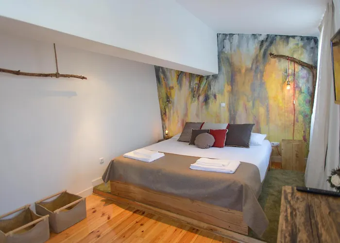 The Rooftop Bed and breakfast 4*