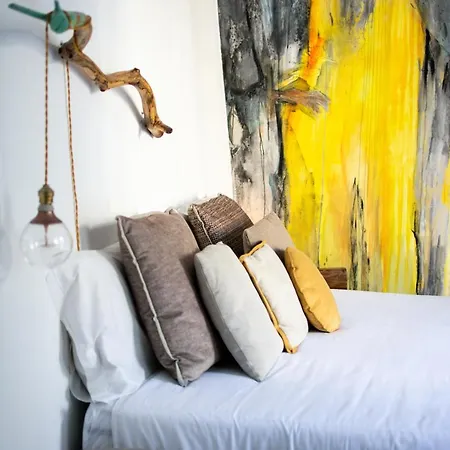 The Rooftop Bed & Breakfast Lisbona